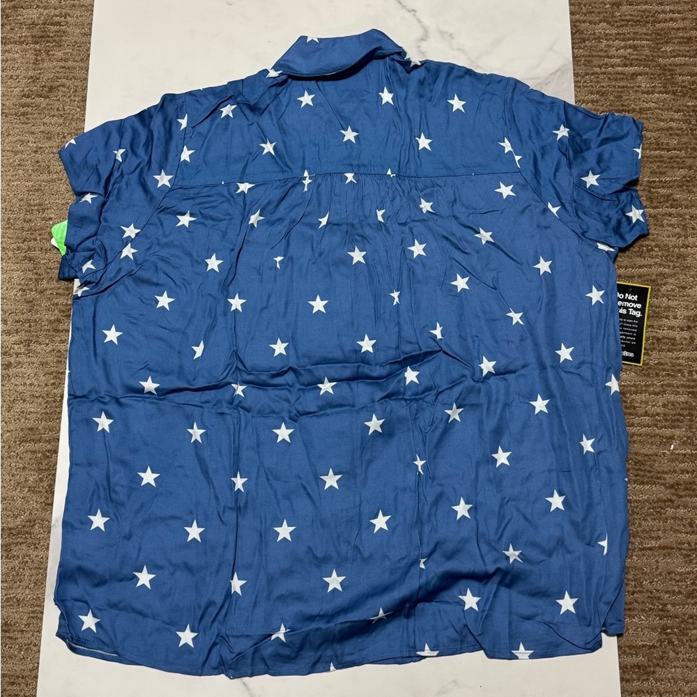 Tipsy Elves 4th of July Navy Old Glory
American Flag Button Down Shirt Women 1X - Picture 6 of 6